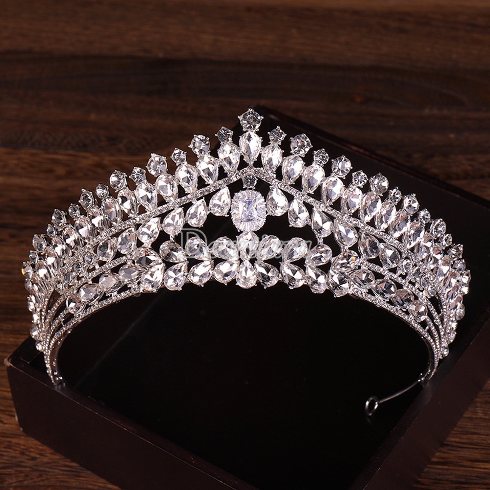 Vương miện đính đá toàn bộ sang trọng dành cho cô dâu