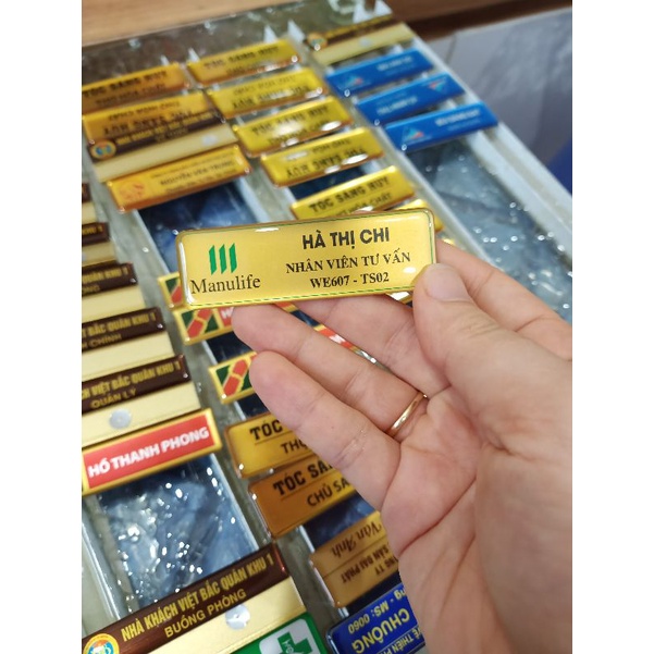 Thẻ tên ngân hàng, bảo hiểm các loại