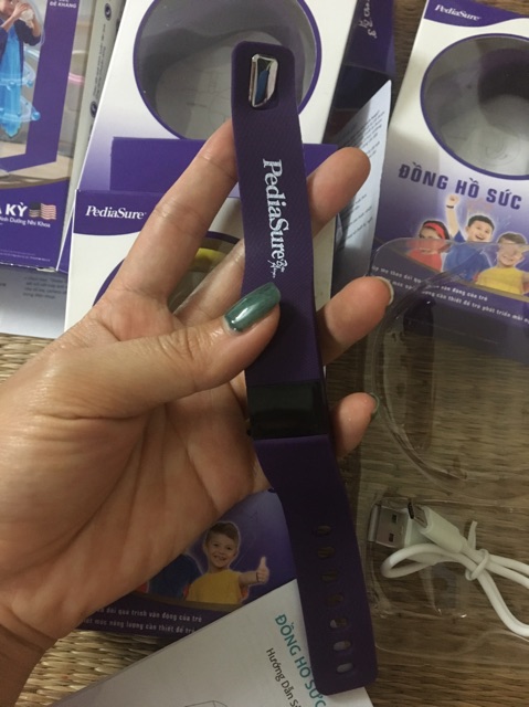 Đồng hồ sức khỏe hàng khuyến mãi Pediasure