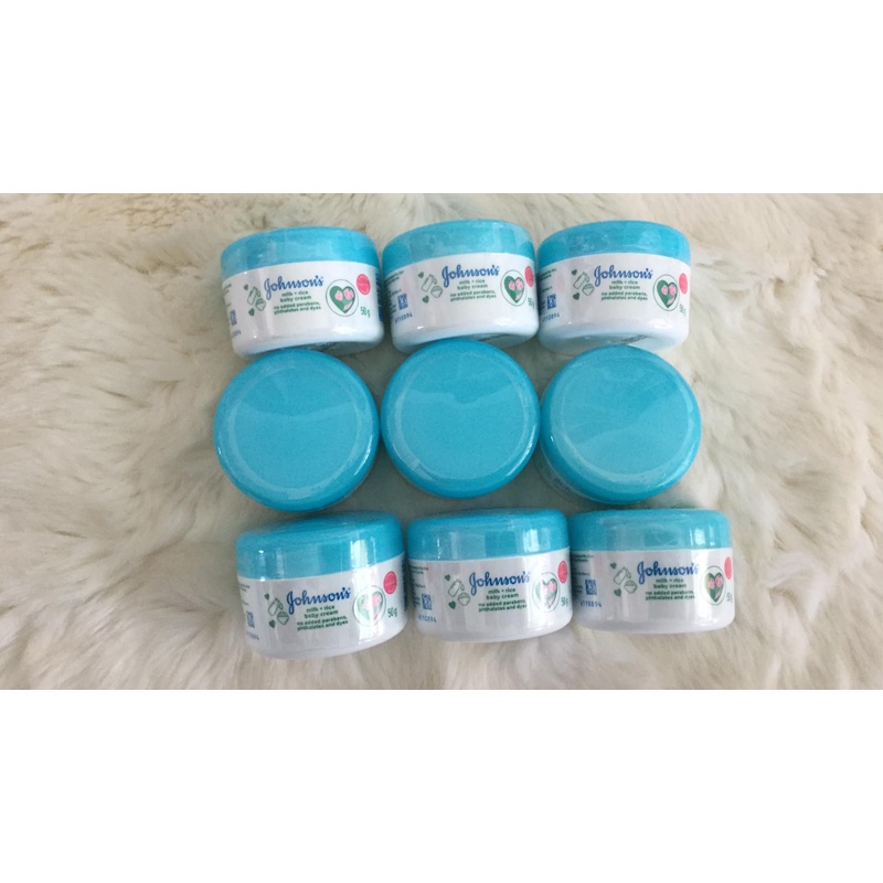 Kem dưỡng da chứa sữa & gạo Johnson's Baby 50g