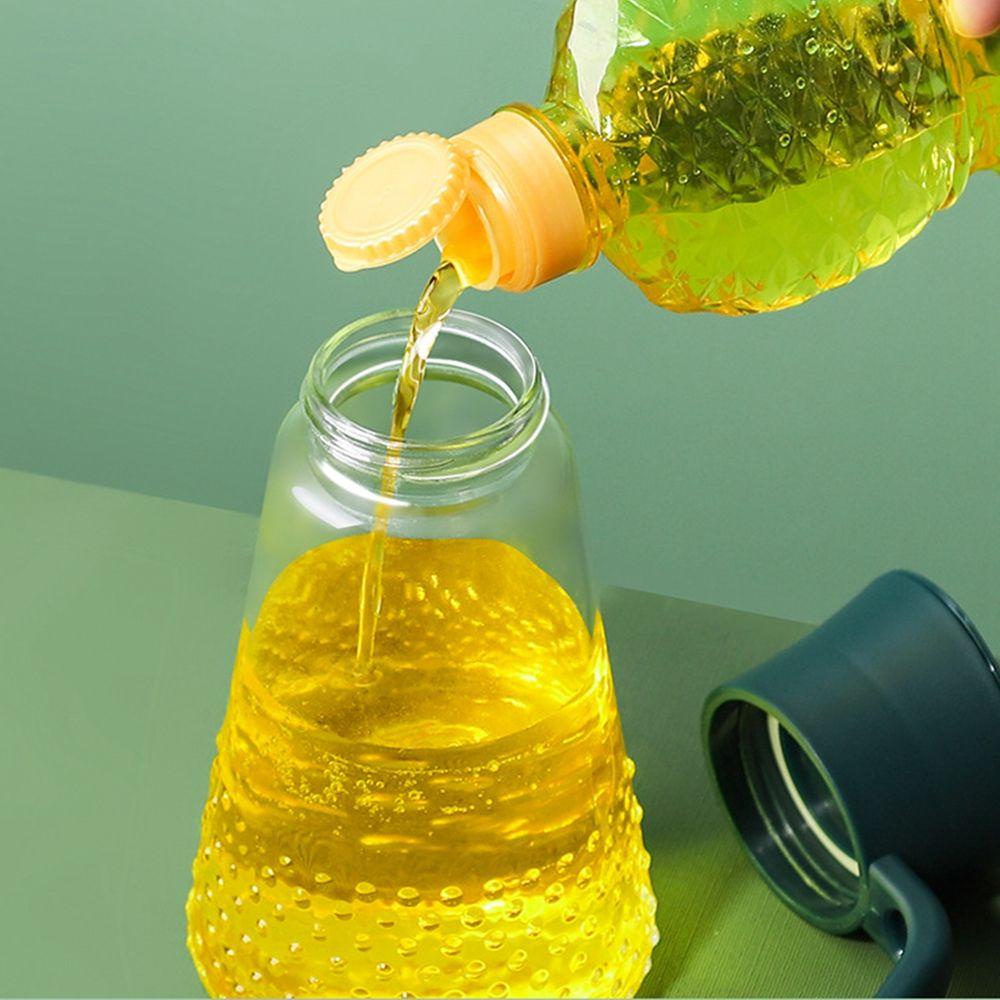 Bình Nhựa Đựng Dầu Ăn / Gia Vị Tự Động Tiện Dụng