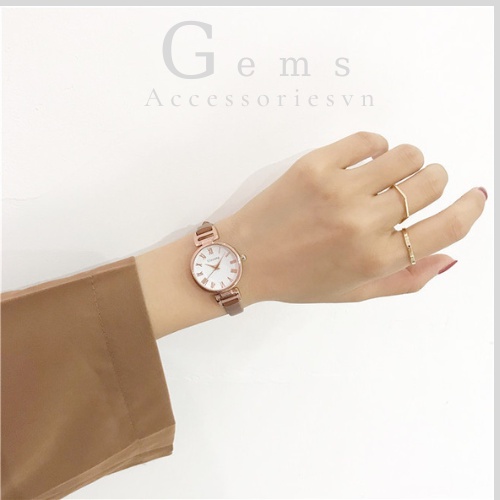 Đồng hồ nữ dây da ULZZANG mặt tròn phong cách Hàn Quốc giá rẻ Gems Acc