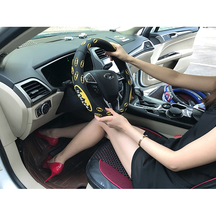 Vỏ Bọc Vô Lăng Trang Trí Cho Xe Hơi