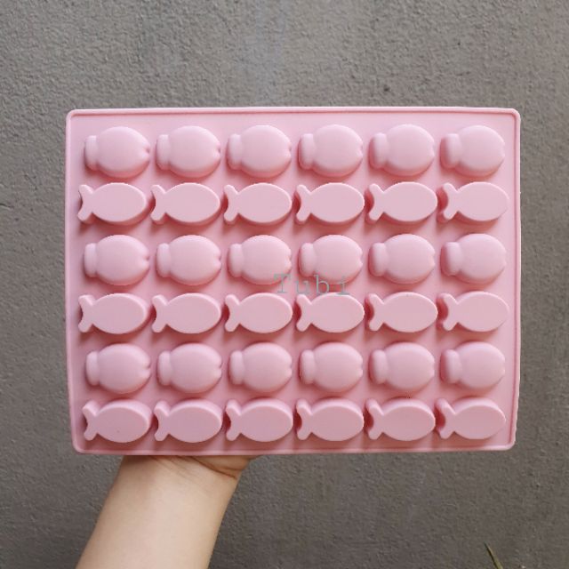 Khuôn silicon kẹo dẻo