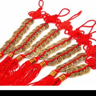 Dây đồng xu  tiền cổ. Đồng tiền may mắn