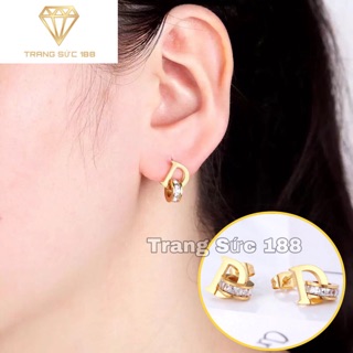 Bông tai titan chữ D kẹp đá BTT18