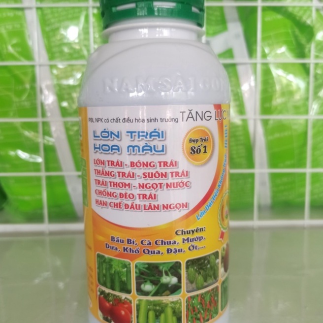 phân bón lá Lớn trái hoa màu chuyên dùng cho bầu bí, cà chua, mướp dưa, khổ qua, đậu ớt...