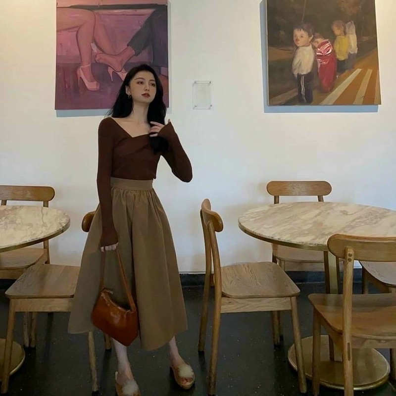 Set áo len chéo ngực kèm chân vay siêu hot 2021