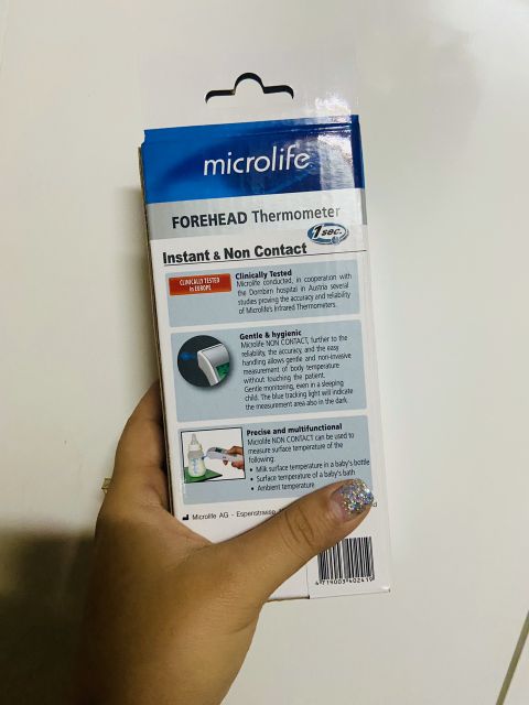 Nhiệt kế hồng ngoại đo trán Microlife FR1MF1