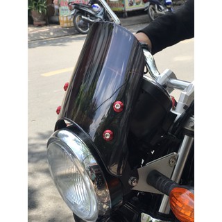 Kính chắn gió M3
