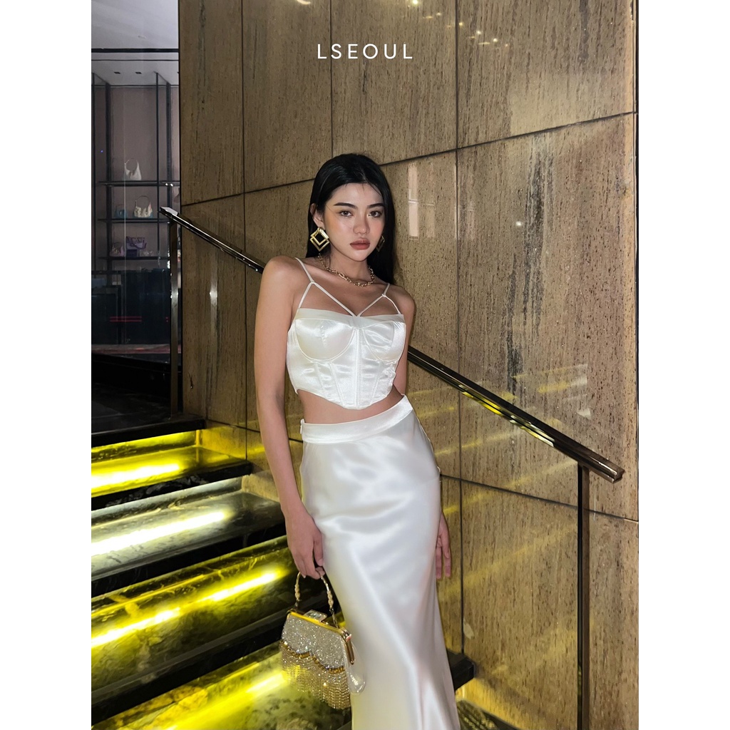 Áo Croptop 2 Dây Cúp Ngực Cut Eo LSEOUL A2570 Chất Lụa Sang Trọng Quyến Rũ Gợi Cảm Phù Hợp Đi Tiệc