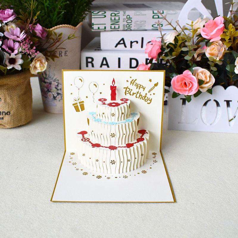 Thiệp mừng sinh nhật theo kiểu 3D có hình bánh kem dạng nổi