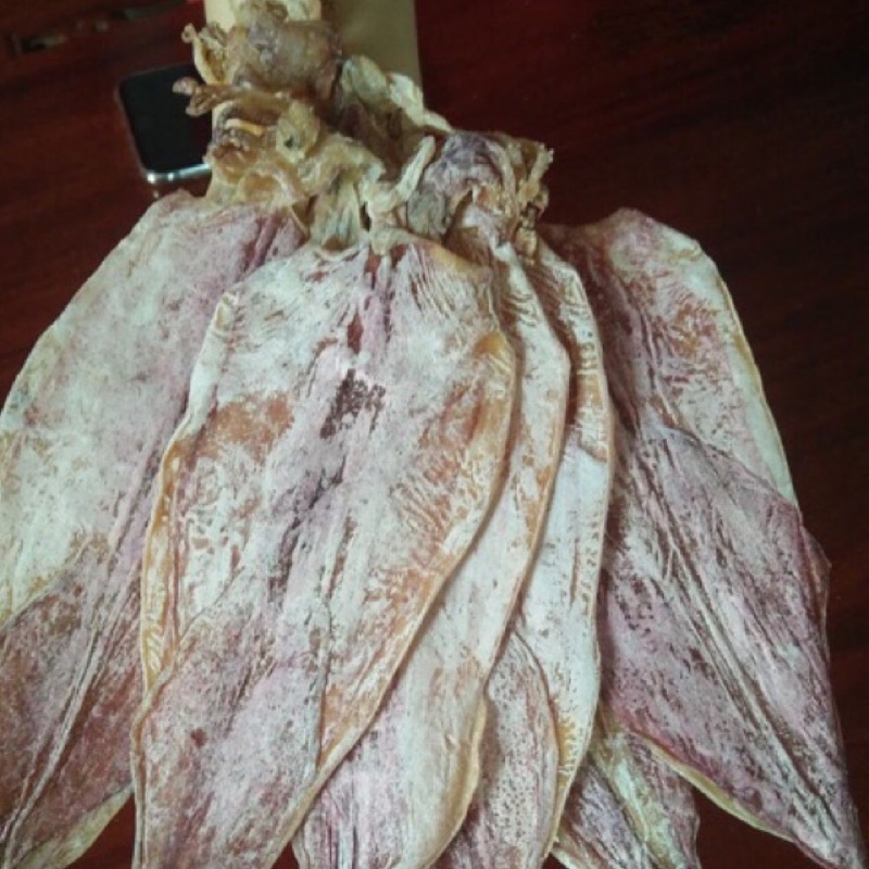 500 gram mực bằng bàn tay