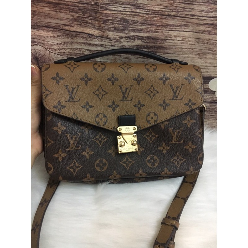 Túi xách dễ thương mới 85% sale 300k