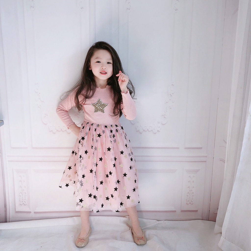 Váy bé  gái liền chân chất cotton hình sao lấp lánh