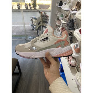 ADIDAS FALCON