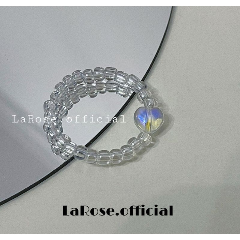 Nhẫn hạt cườm trái tim