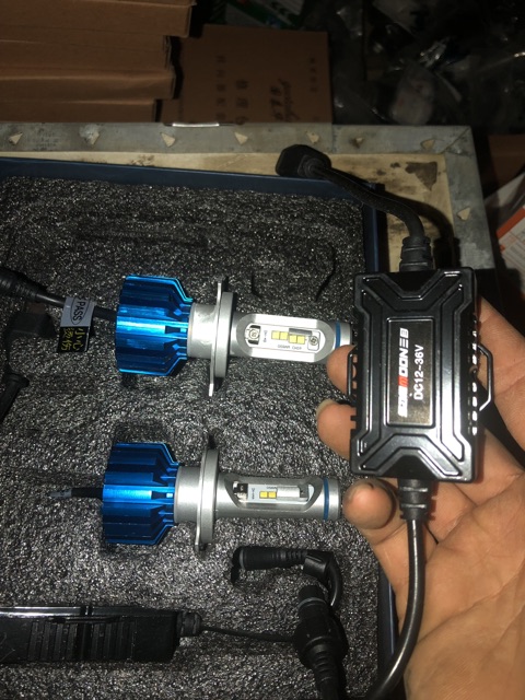 Sản phẩm gia đình làm: 1 đôi lét chân H4 chạy từ 12v 24v đến 36v hàng nội địa trung quốc Sâ môn