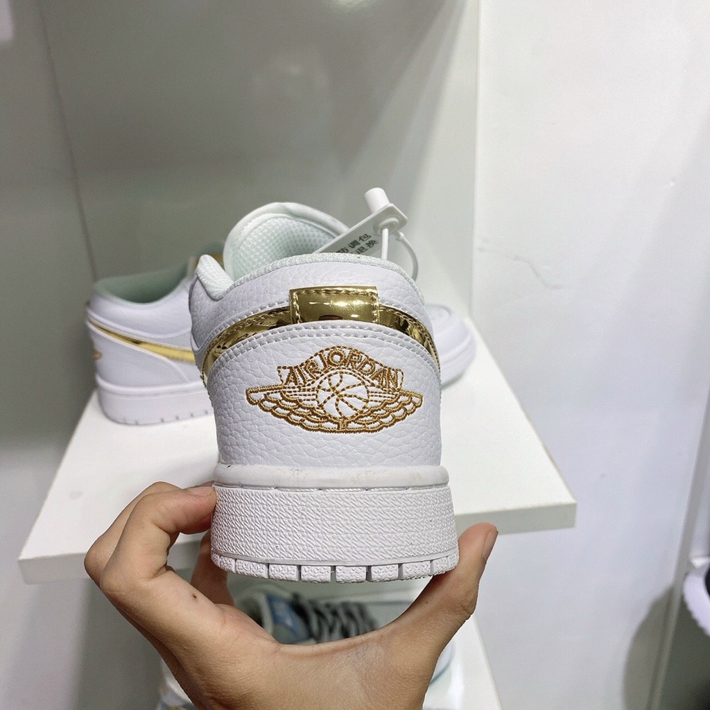 GIÀY JORDAN CR7 TRẮNG VỆT VÀNG CAO CẤP FULL BOX