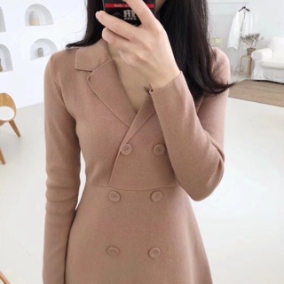 Váy len cổ Đức