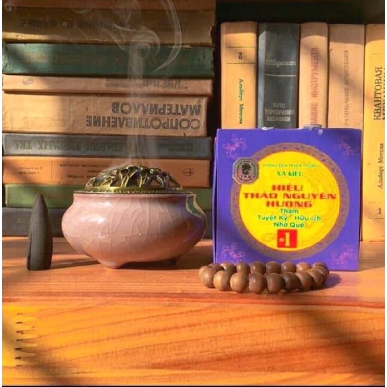 Trầm hương - nụ trầm hương ĐEN nhựa trám sạch cao cấp 100% thiên nhiên Thảo Nguyên Hương (Xà Kiều) hộp 41 viên