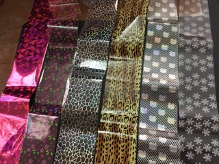 Giấy foil dán móng