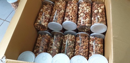 MIXED NUTS