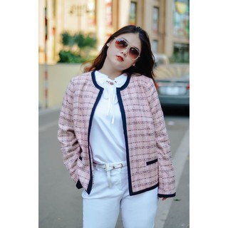Áo khoác dạ kẻ hồng viền đen bigsize