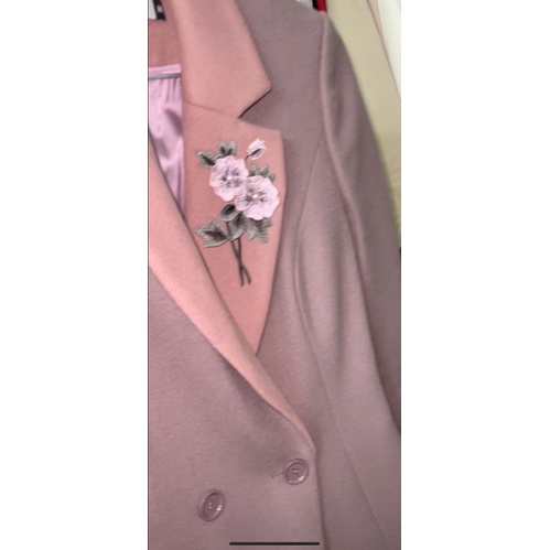 Thanh lý áo măng tô Chicland  mới