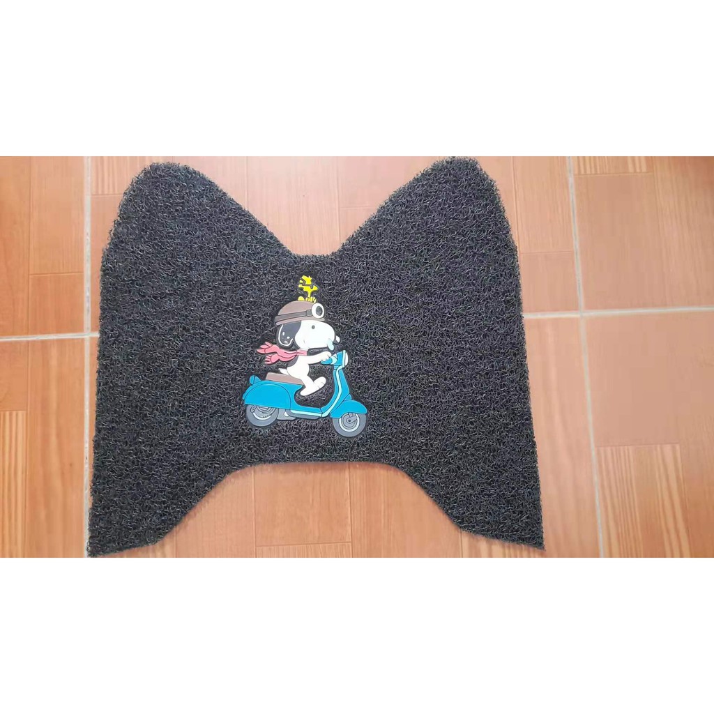 Thảm để chân xe máy- xe điện