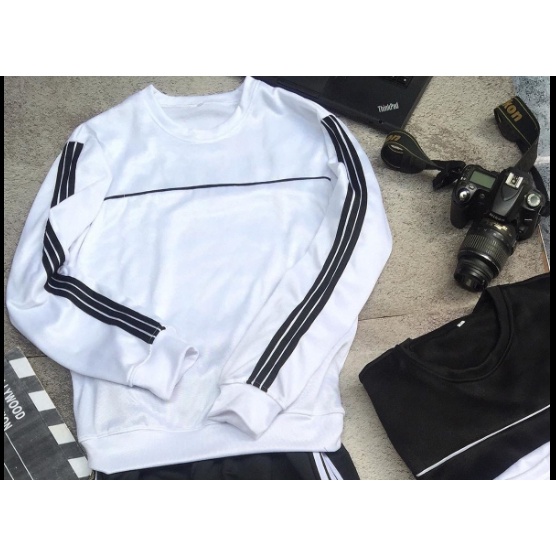 Áo sweater nỉ nhiều màu IN CHỮ CHAM.PI.ON và TRƠN.GIAO NGẪU NHIÊN