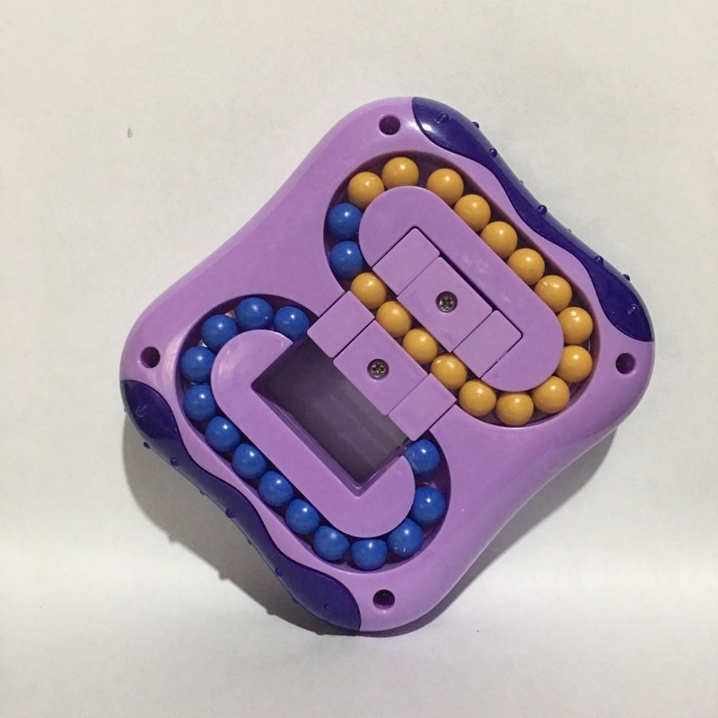 Rubik, rubik bi phiên bản . Rèn luyện trí não , giảm tress