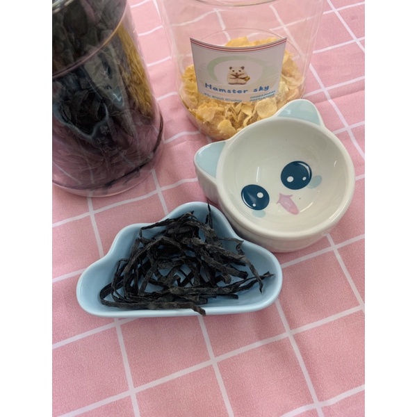 Thức ăn dặm cho hamster