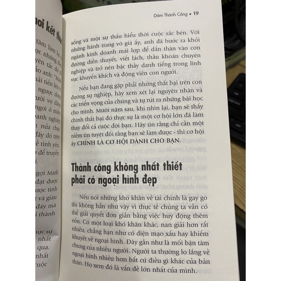 Sách Dám thành công tái bản 2021 ( First News )