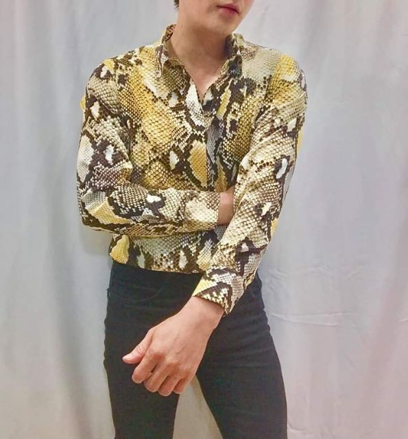 Sơ mi lụa họa tiết da rắn, hàng cao cấp cho cả nam và nữ mặc