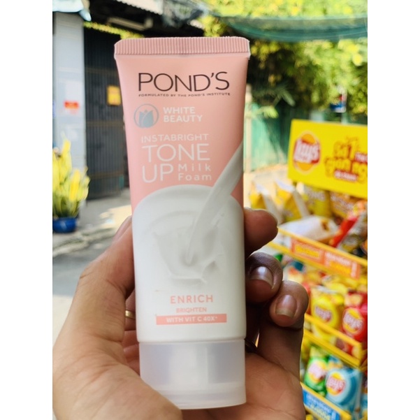 3 Sữa rửa mặt Pond’s