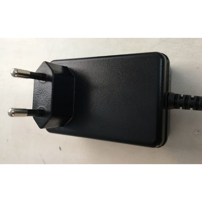 Adapter 12V 1.5A Connector 5.5mm x 2.1m