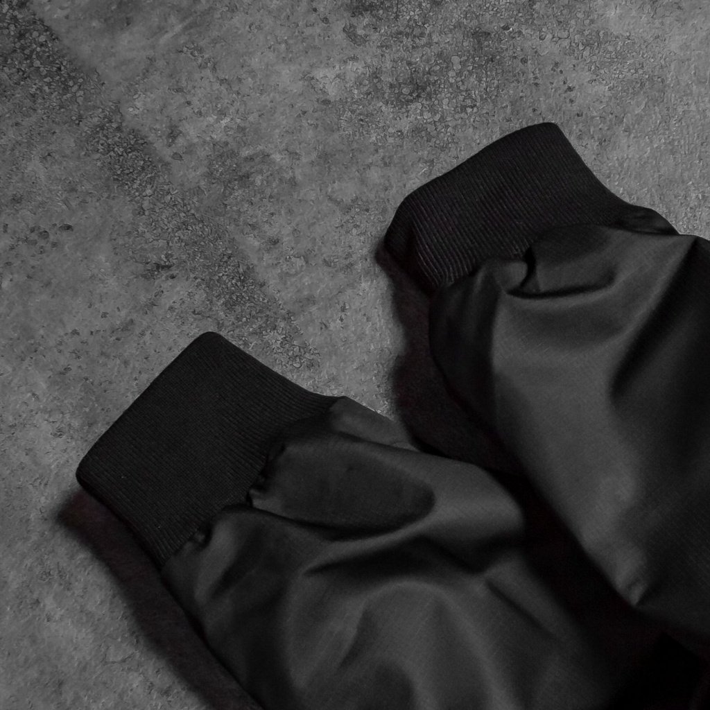 NIKE - Áo khoác thể thao nam nữ Nike Sportswear Men's Windrunner Jacket - Đen x Vàng