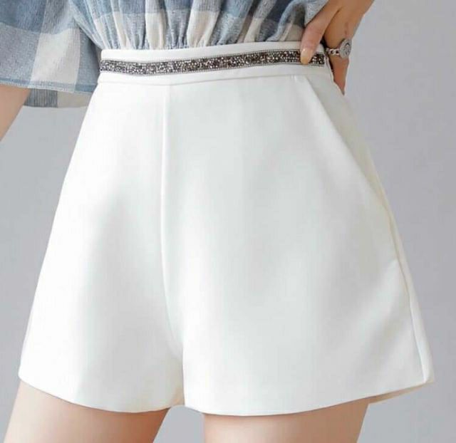 QUẦN SHORTS VIỀN NHŨ MÃ 045