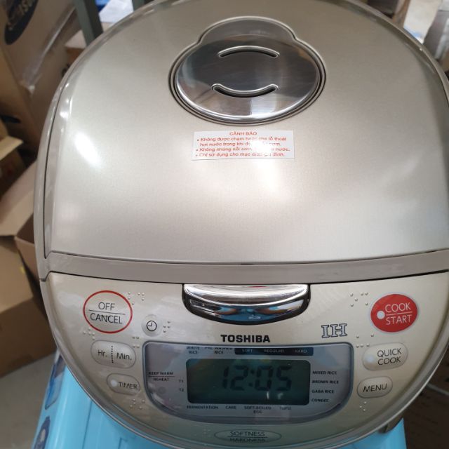Nồi cơm điện cao tần Toshiba 1.8 lít RC-18RH(CG)- Trưng Bày | BigBuy360 - bigbuy360.vn