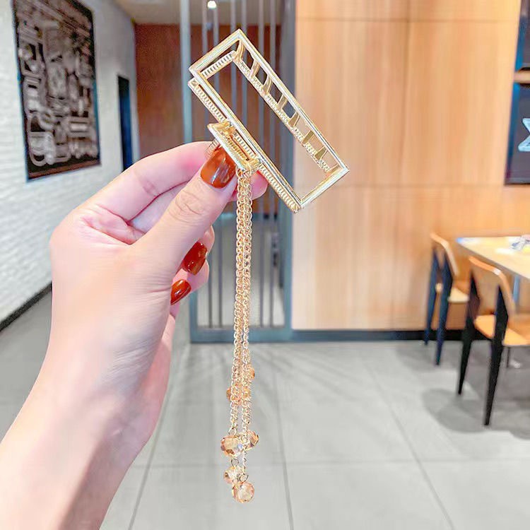 Simple and exquisite butterfly pendant temperament net red 2021 new female hairpin F316