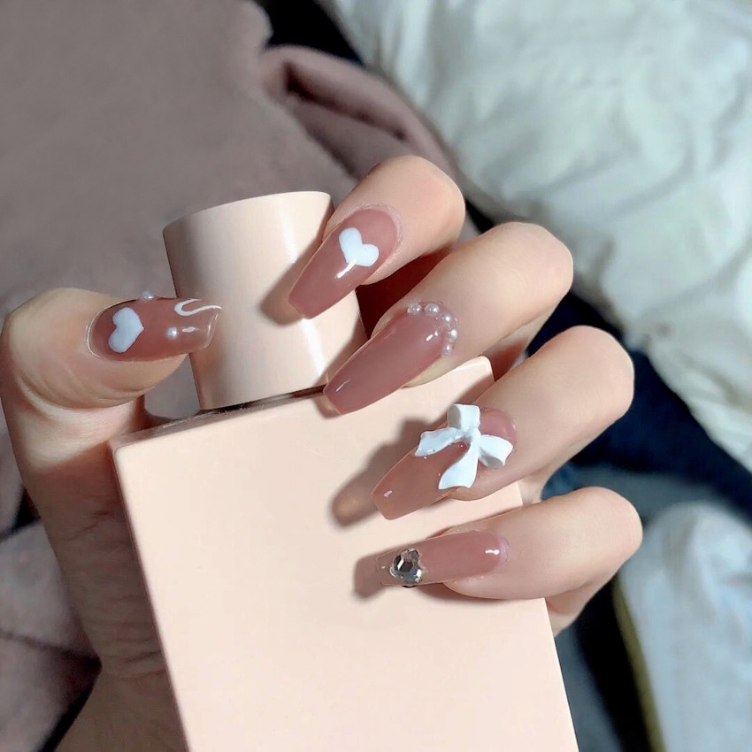 Bộ 24 Móng Tay Giả Đính Nơ Và Ngọc Trai Họa Tiết Trái Tim Xinh Xắn