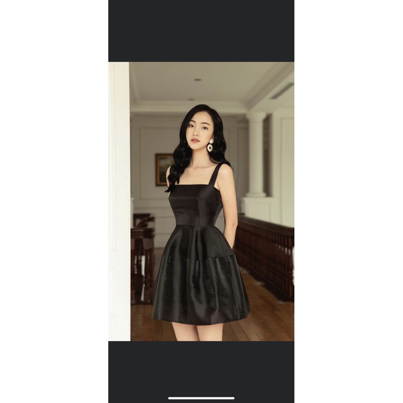 Đầm Rechic
