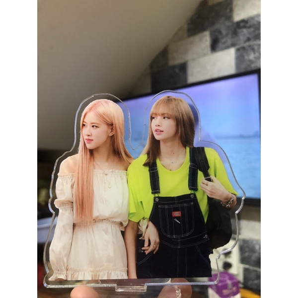 Dựng hình Lisa Rosé