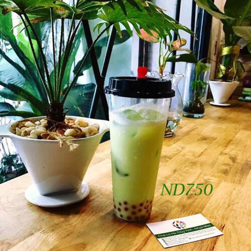 Cốc nhựa nắp đen tim đỏ loại dày (10 cái)