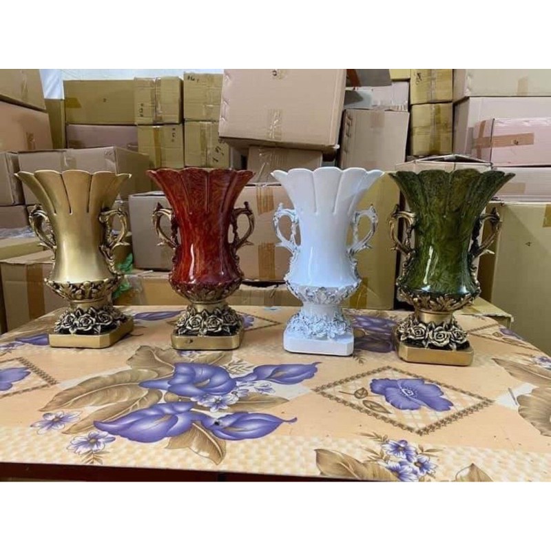 Bình hoa composite cổ điển dáng lá,