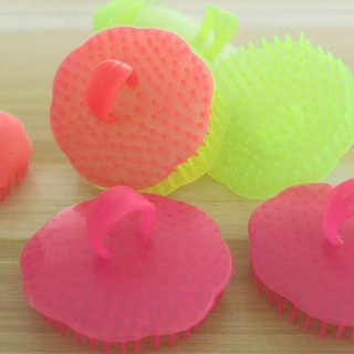 Lược gội và massage da đầu tiện dụng