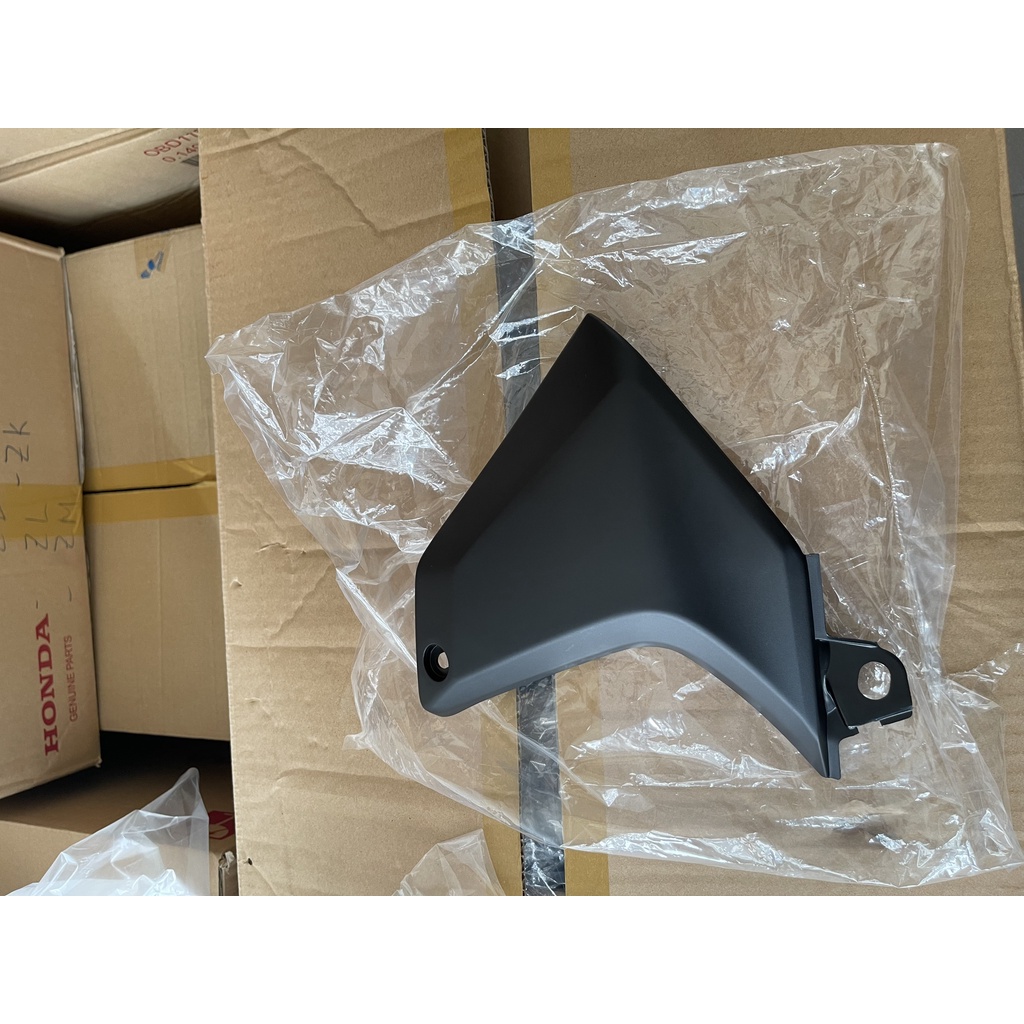nhựa nhám để chân phải xe future led 125 future mập 125 hàng chính hãng 50606KYZ900