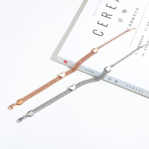 Lắc Tay Nữ Bướm Trắng Titan Ko Đen TT 2537