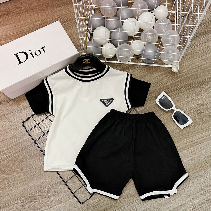 Bộ Quần Áo Cộc Tay PRDAY Đen Trắng Vải Cotton Thoáng Mát Cho Bé Từ 7-20kg Mã CT20